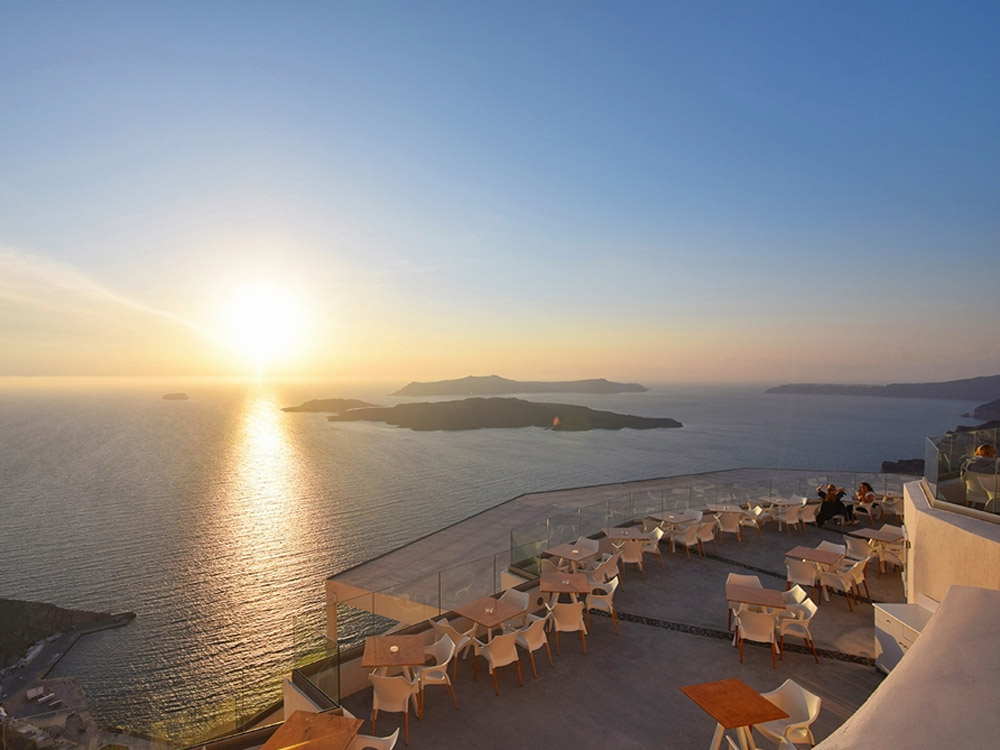 Santorini 4 Hours Tour